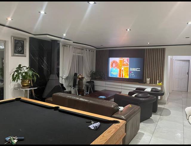 3 BEDROOM HOUSE FOR SALE IN NEWFIELDS